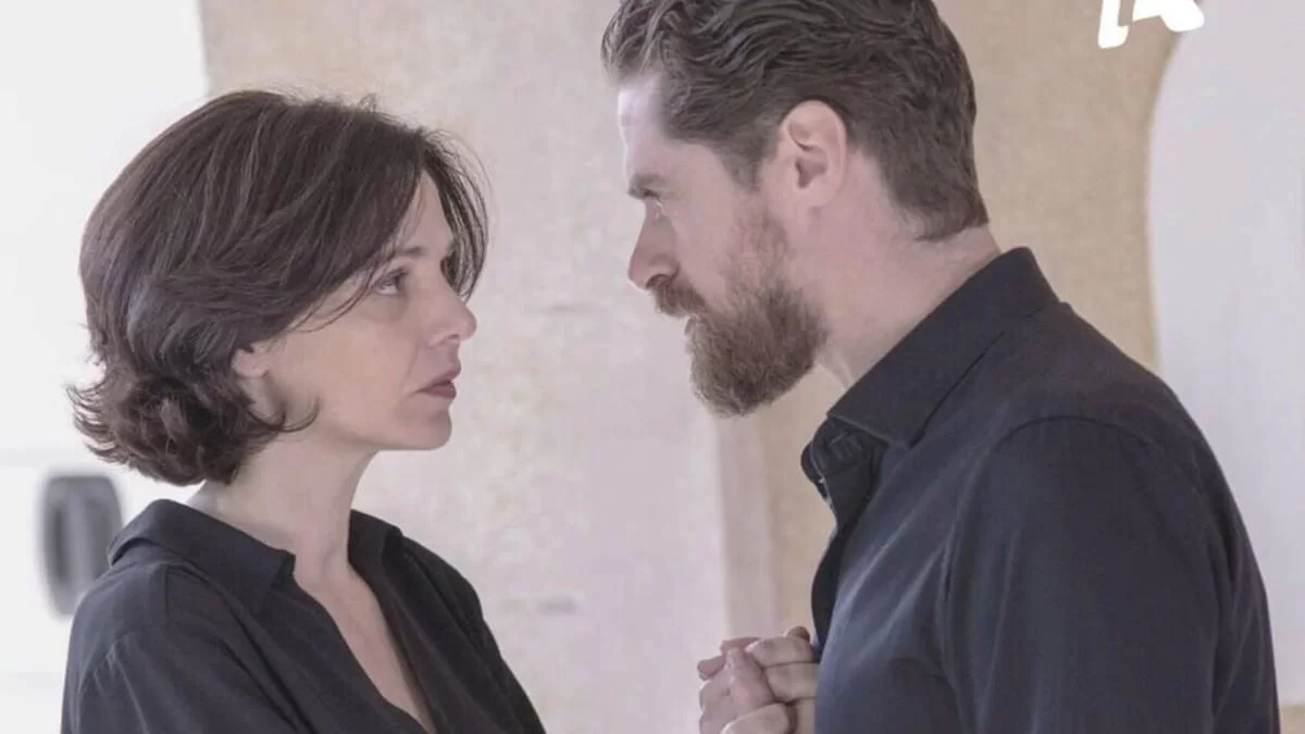 Σασμός: «Τι επεισοδιάρες είναι αυτές...» - Το twitter ''έλιωσε'' με τις προετοιμασίες για τον γάμο Μαθιού και Βασιλικής