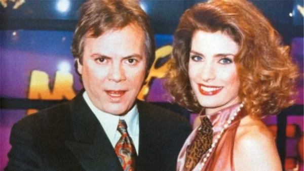 Ο πρώτος μισθός της Μενεγάκη στο τηλεπαιχνίδι «Mega Banca» - Σοκαριστικό ότι τον έδωσε για να πάρει ένα κόσμημα