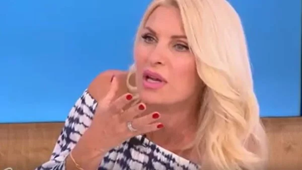 «Eγώ δουλεύω στην τηλεόραση, όχι η οικογένειά μου!» - "Καταπέλτης" η Ελένη Μενεγάκη στον αέρα της εκπομπής