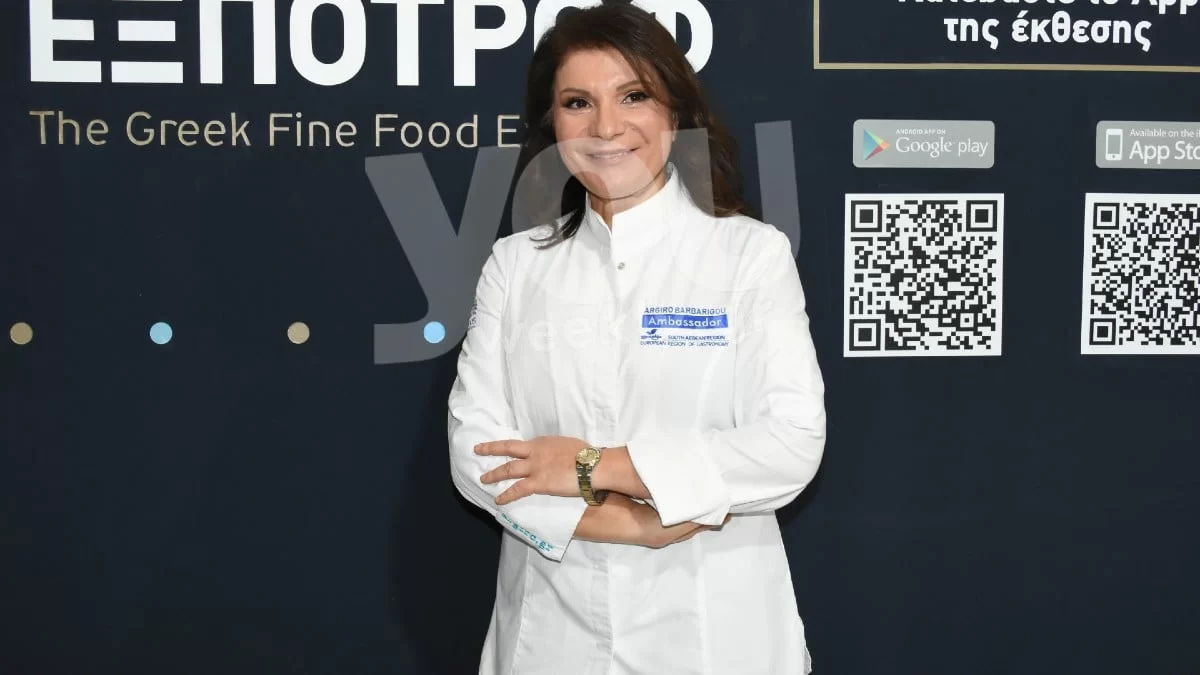 Σπάνιες φωτογραφίες της Αργυρώς Μπαρμπαρίγου με μαγιό - Χωρίς ρετούς στην παραλία με την Σάσα Σταμάτη