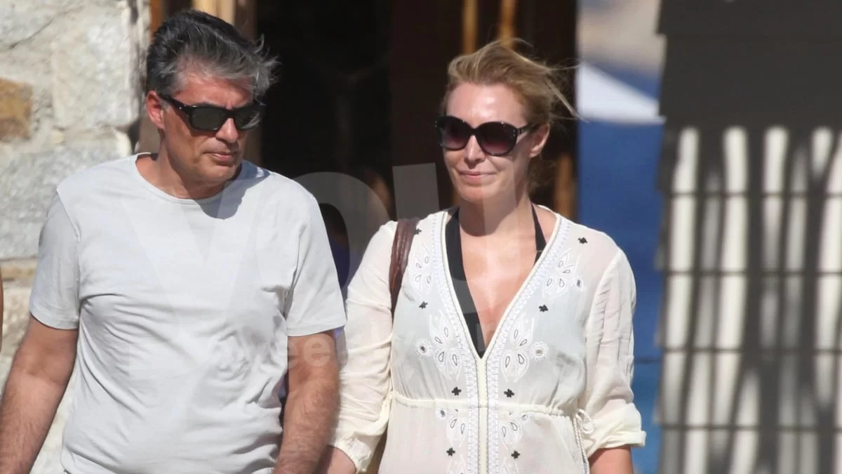 Είναι πελώριο και πρέπει να κοστίζει πολλά - Το σκάφος της Τατιάνας Στεφανίδου και του Νίκου Ευαγγελάτου