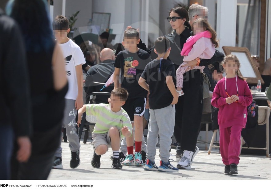 Ολυμπία Χοψονίδου παιδιά Μύκονος