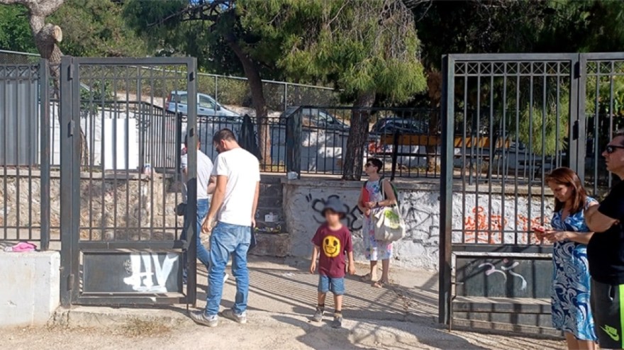 Ατύχημα σε παιδική χαρά των Εξαρχείων