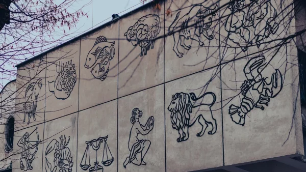 Ερμής στην Αφροδίτη - Επηρεάζονται Τοξότης, Δίδυμος και...