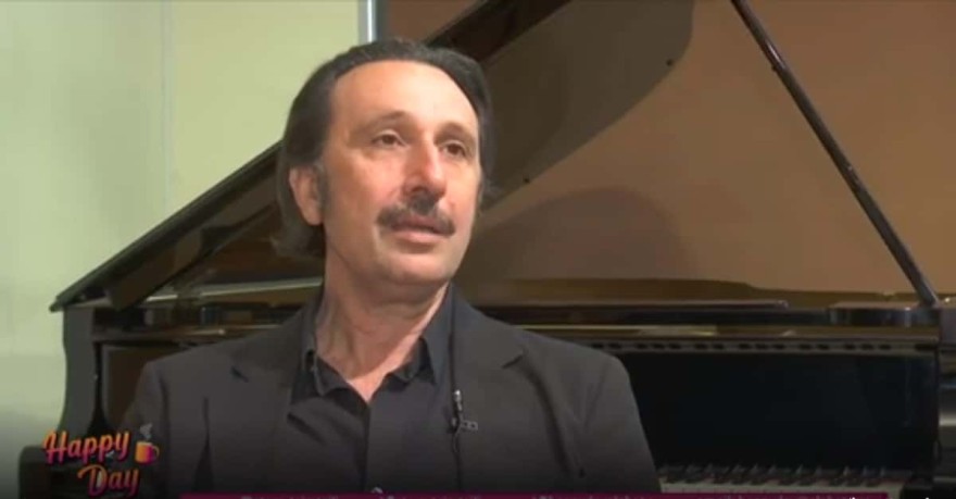 Ρένος Χαραλαμπίδης