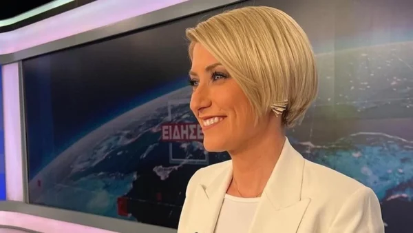 Βρέθηκε η σωσίας της Σίας Κοσιώνη - Παραλυρεί το Twitter με την τραγουδίστρια της Eurovision