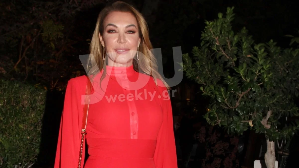 Ξανθιά και υπέρκομψη η μητέρα της Τατιάνας Στεφανίδου -  Αυτή είναι η πεθερά του Νίκου Ευαγγελάτου