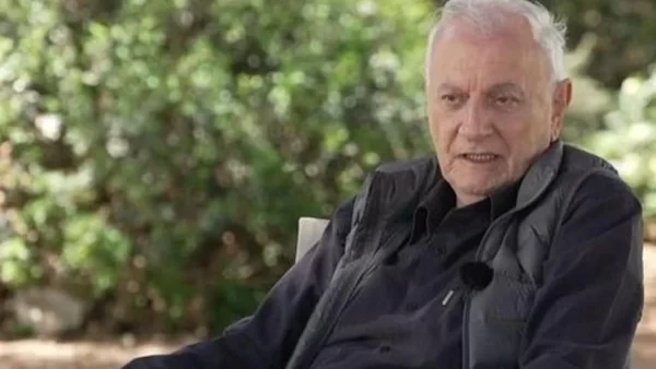 «Μέσα από τις γυναίκες αναζητούσα τη μητέρα μου» - Ο Κώστας Χαρδαβέλλας σε μία κατάθεση ψυχής