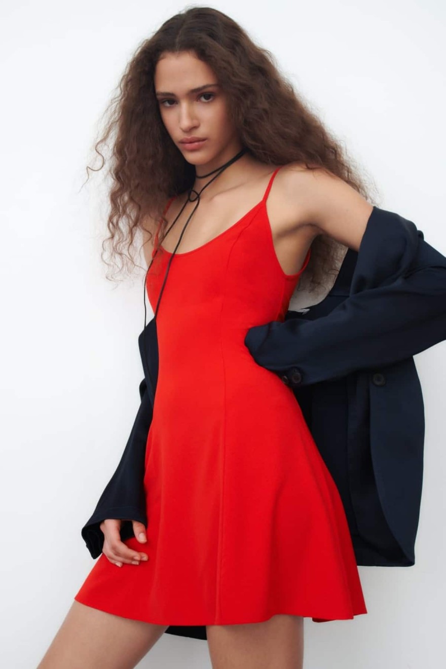 Κόκκινο μίμι φόρεμα Zara