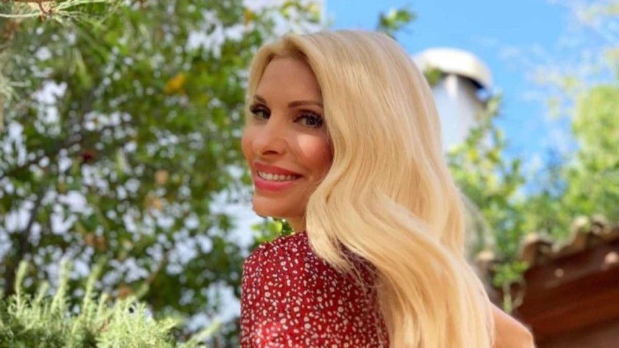 Τα υλικά της σπιτικής μάσκας που χρησιμοποιεί η Ελένη Μενεγάκη