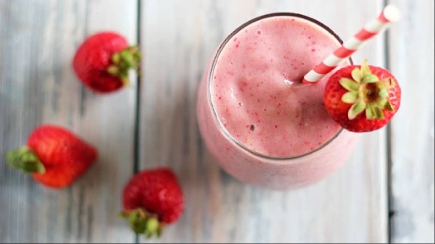 ρόφημα με γιαούρτι και λιναρόσπορο