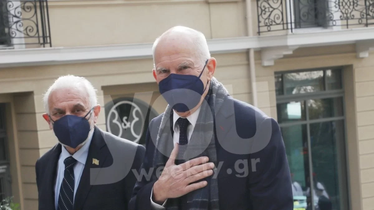 Τραγουδούσε τον ύμνο του ΠΑΣΟΚ και έπαιζε κιθάρα - Η ανάρτηση για τα 70α γενέθλια του Γιώργου Παπανδρέου