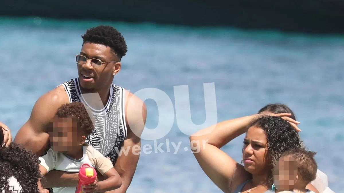 Στιγμές διασκέδασης για την οικογένεια Αντετοκούνμπο - Σε φουσκωτό στη Μύκονο όλοι μαζί