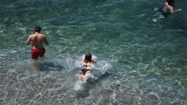 Καιρός (1/6): Στα ύψη και σήμερα η θερμοκρασία - Μέχρι πού θα φτάσει ο υδράργυρος