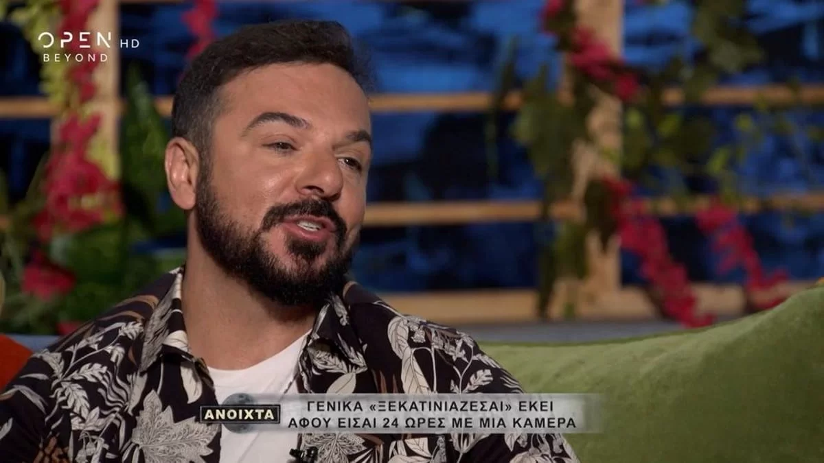 «Έχει πάει σε Νταφοσχολή και τα έχει μελετήσει καλά» - Οι σπόντες του Τριαντάφυλλου για τον Μαρτίκα