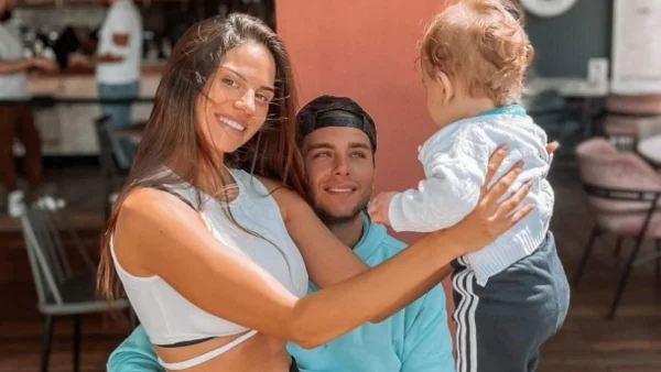 Πανηγύριζε και χειροκροτούσε όλο το στάδιο - Η θεαματική πρόταση γάμου του Κοψιάλη στην Φυρού