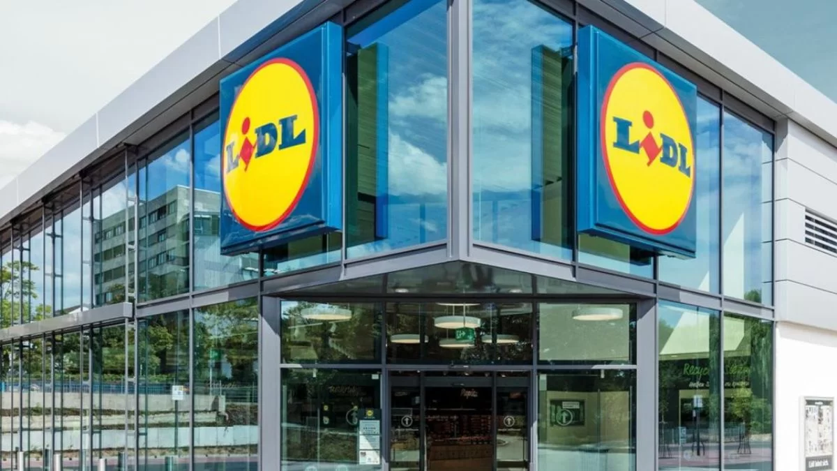 Τα πάνω κάτω στα Lidl - Με λιγότερα από 5 και 6 ευρώ τα προϊόντα που το καλοκαίρι χρειάζεστε στο σπίτι