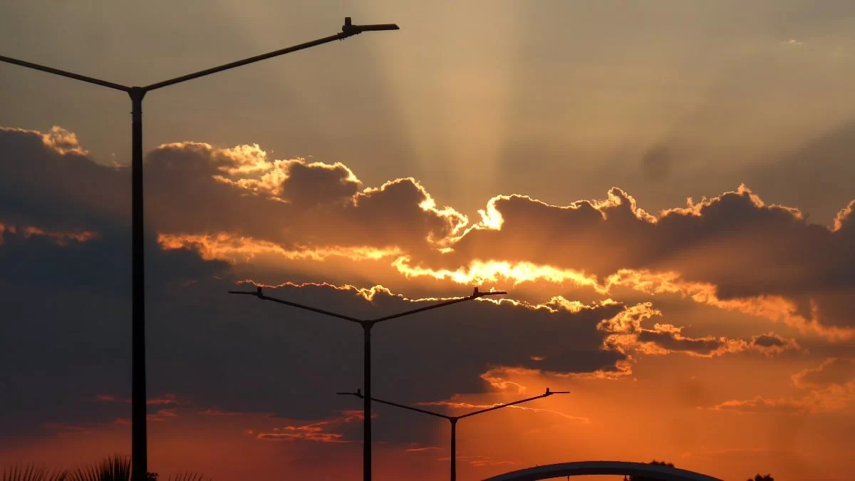 Καιρός (28/6): Υψηλές θερμοκρασίες και νεφώσεις
