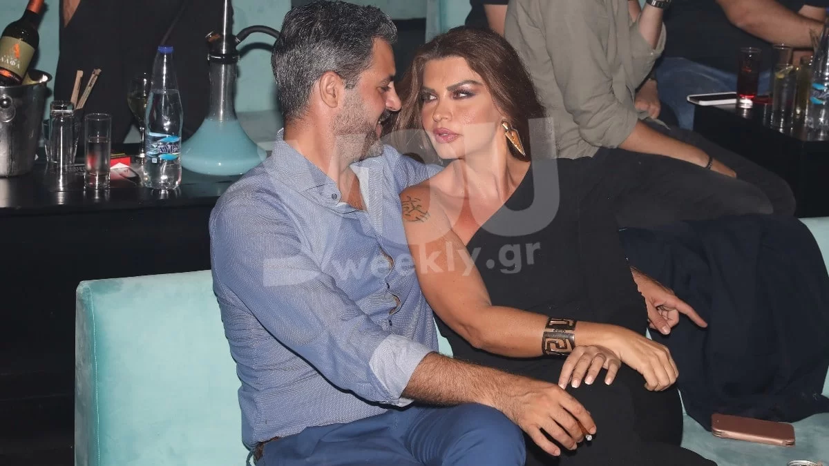 Ασυγκράτητη με τον σύντροφό της η Νίνα Λοτσάρη - Τράβηξαν όλα τα βλέμματα στην τελευταία βραδινή έξοδό τους