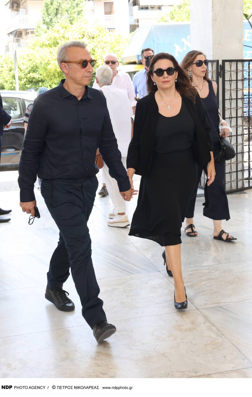 Μαρίνα Λαμπράκη Πλάκα κηδεία Κεφαλογιάννη Μάτσας