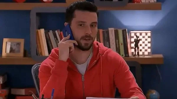 Μην αρχίζεις τη Μουρμούρα: Ο Άγγελος προσπαθεί πάση θυσία να ξανακερδίσει τη Βέλη