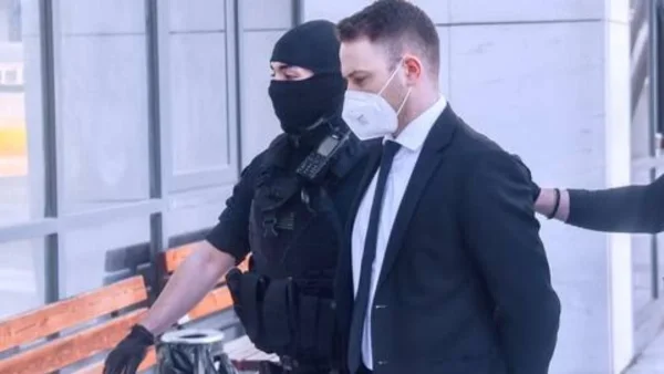 Απόπειρα δολοφονίας κατά του Μπάμπη Αναγνωστόπουλο μέσα στην φυλακή - Ποιος επιχείρησε να τον σκοτώσει