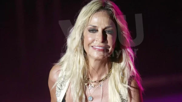 Άννα Βίσση: Καστανή και με γλυκό χαμόγελο η μεγαλύτερη αδερφή της, Λία - Αποκλειστικές φωτογραφίες