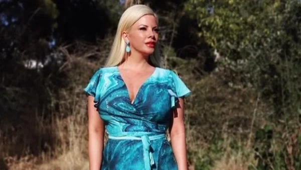 «Του πατέρα που όσα ρίχτερ κι αν είναι ο “σεισμός”...» - Ανατριχίλα με τα λόγια της Αντελίνας Βαρθακούρη για τη γιορτή του πατέρα