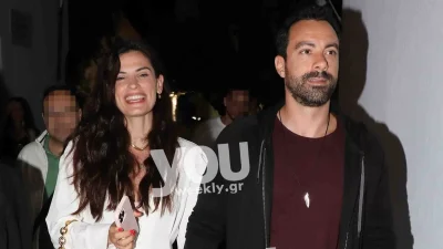 Χριστίνα Μπόμπα - Σάκης Τανιμανίδης: Βραδινή έξοδος στα σοκάκια της Μυκόνου