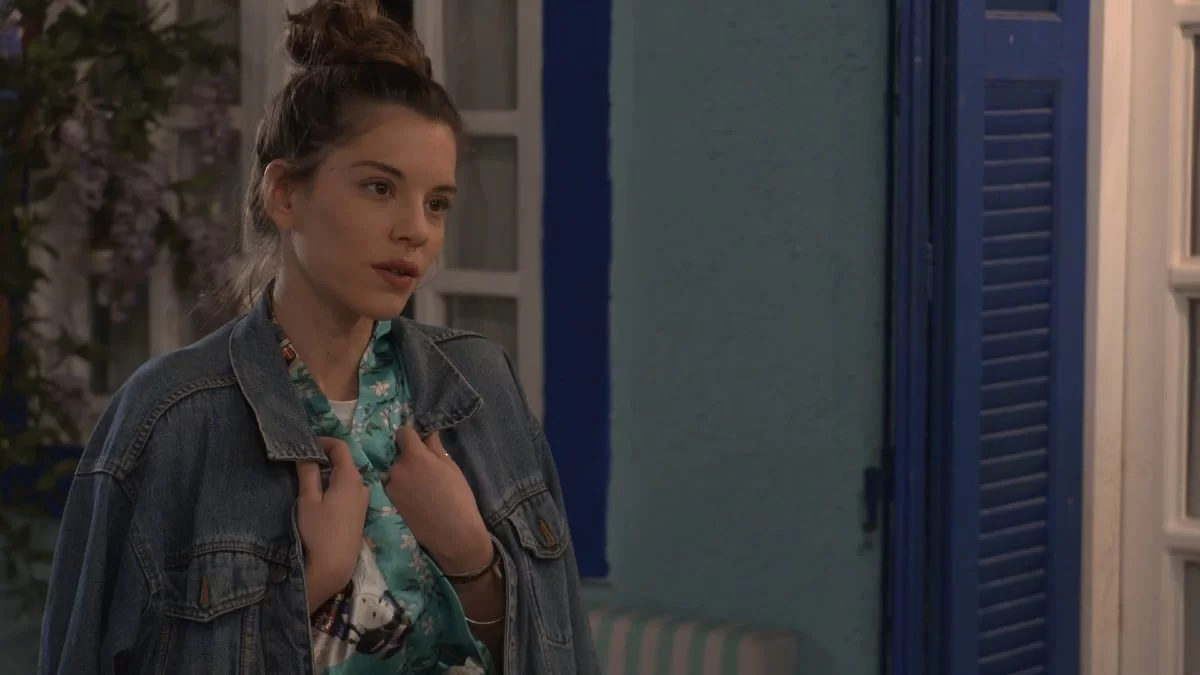 Τρία Μίλια: Η Λίζα καταρρέει μέσα στο μαγαζί της