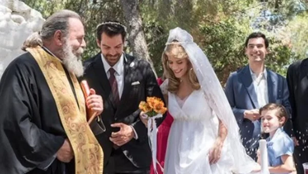 Άγριες Μέλισσες: «Το περιμέναμε χρόνια, επιτέλους!» - Πανικός στο Twitter με τον "εθνικό" γάμο Δρόσως και Κωνσταντή