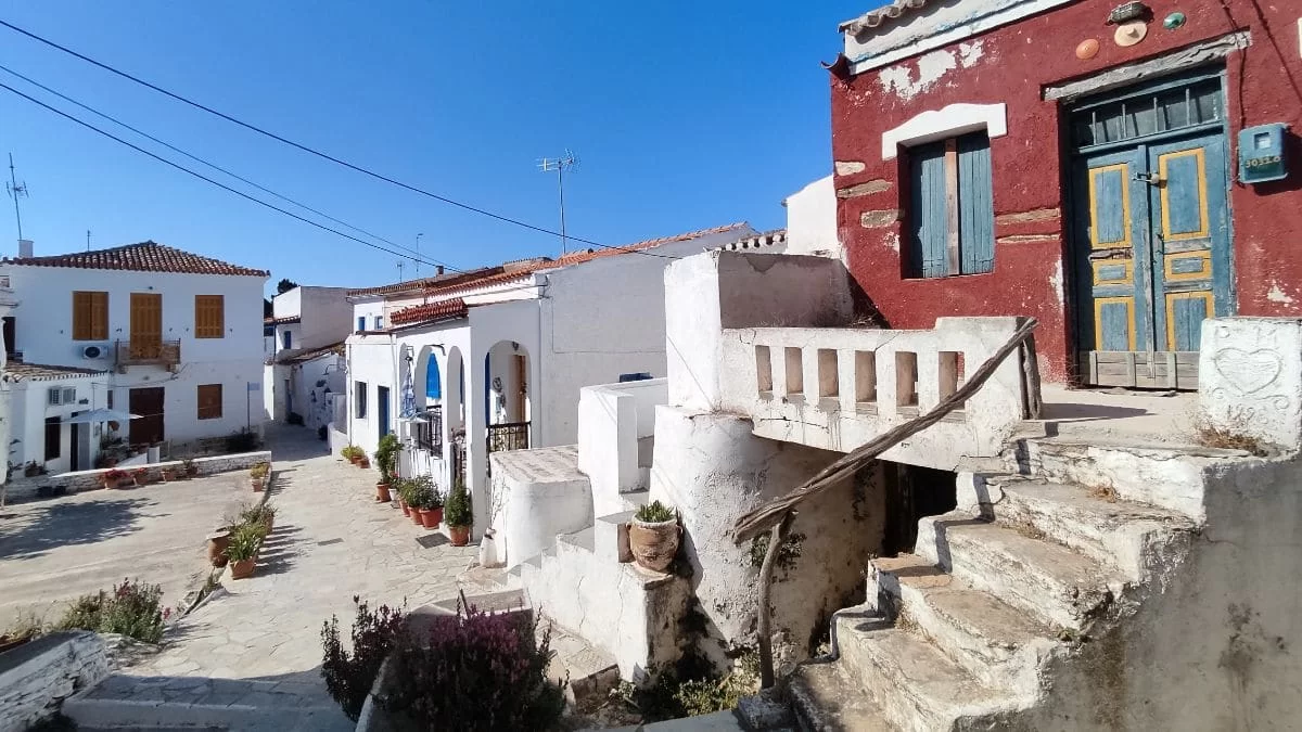 Δρυοπίδα ο μαγευτικός παραδοσιακός οικισμός της Κύθνου