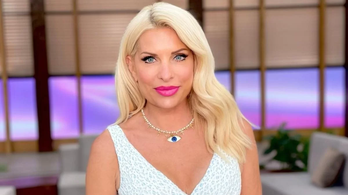 Όσο μεγαλώνει ομορφαίνει: Τι ακριβώς κάνει η Ελένη Μενεγάκη και δείχνει νεότερη (πέρα από botox κλπ)