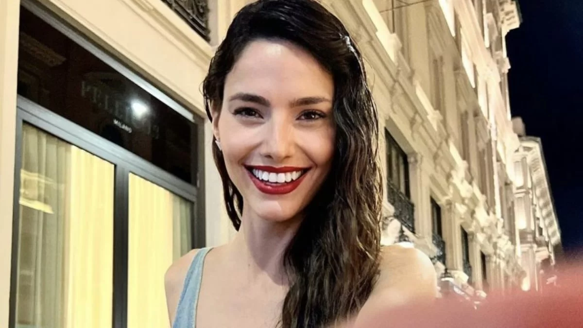 Κάνει τον γύρο του διαδικτύου - Σούσουρο με την νέα ημίγυμνη φωτογραφία της Ηλιάνας Παπαγεωργίου