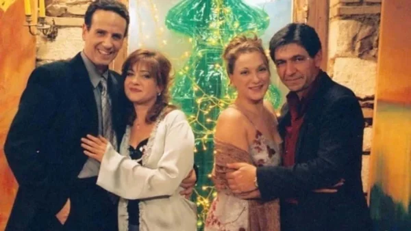 Καφέ της Χαράς: Την έκοψαν στο μοντάζ λόγω ευαίσθητου περιεχομένου - Η σκηνή που απαγορεύτηκε