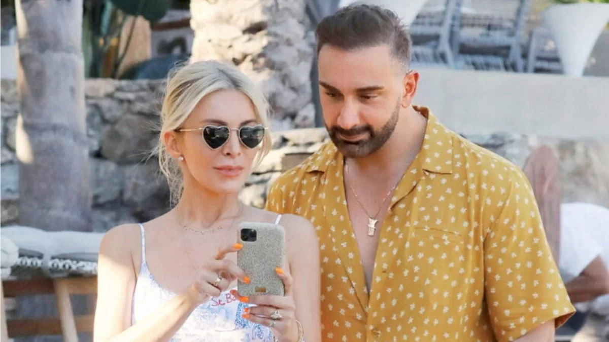 Νίκος Κοκλώνης: ''Οι αληθινοί φίλοι δεν χρειάζεται να κρατούν χέρια γιατί...'' - Η τρυφερή ανάρτηση με την Καινούργιου