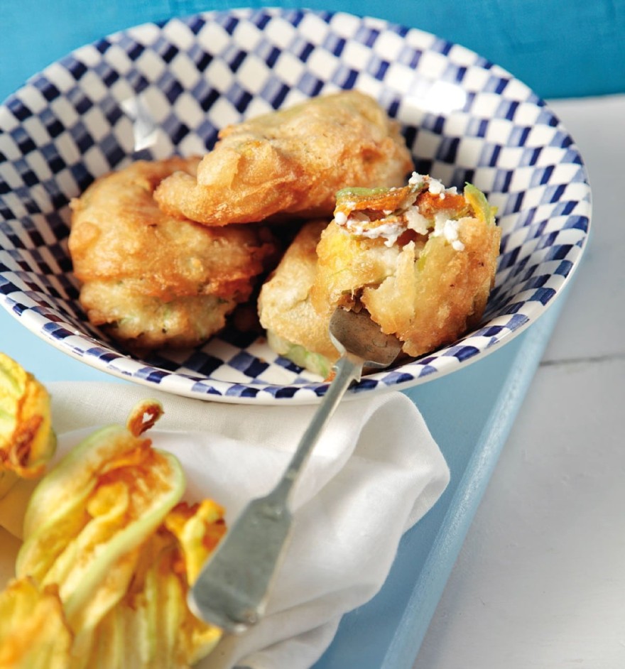 Kολοκυθοανθοί γεμιστοί με τυρί