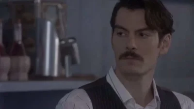 Άγριες Μέλισσες: O Κωνσταντής δεν αντέχει τις τύψεις και κάνει μία μοιραία κίνηση