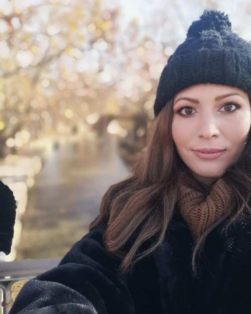 Η Άσπα Κωνσταντοπούλου σε φωτογραφία με τον Γεροντιδάκη που δε φαίνεται