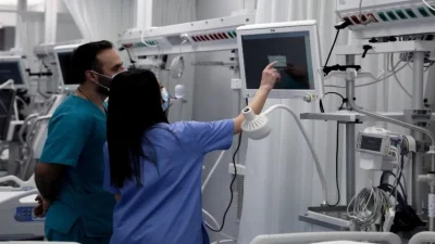 Κορωνοϊός: Συναγερμός με την μετάλλαξη Όμικρον - Έξι νέα κρούσματα της υποπαραλλαγής BA.5