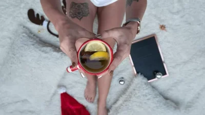 Ανακάτεψε χυμό λεμόνι με γιαούρτι μέλι και... - Η πιο έξυπνη και οικονομική μάσκα απολέπισης σώματος