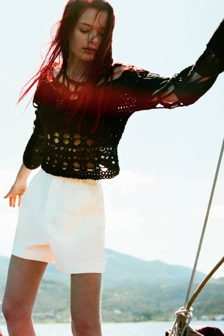 Λευκή λινή βερμούδα Zara