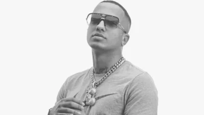 Light: Μας έδειξε σε βίντεο το πρόσωπο της αδερφής του και η ομοιότητα είναι φοβερή