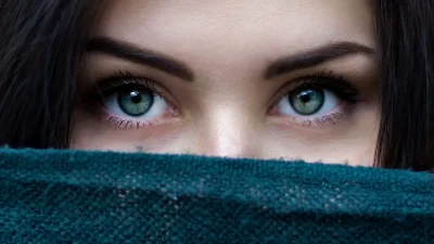 Τρίψτε μαγειρική σόδα κάτω από τα μάτια 3 φορές την εβδομάδα - Το θαύμα της ομορφιάς στο πρόσωπο σας