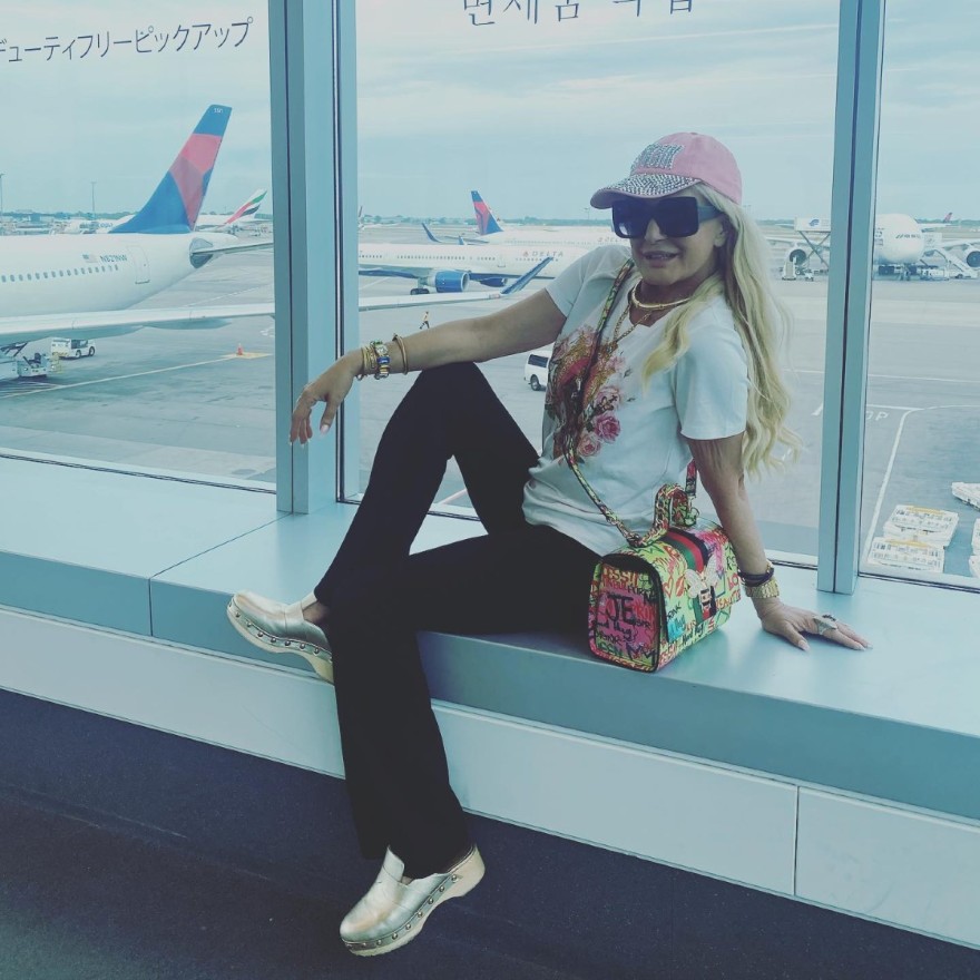 Μαρίνα Πατούλη Αμερική αεροδρόμιο εμφάνιση