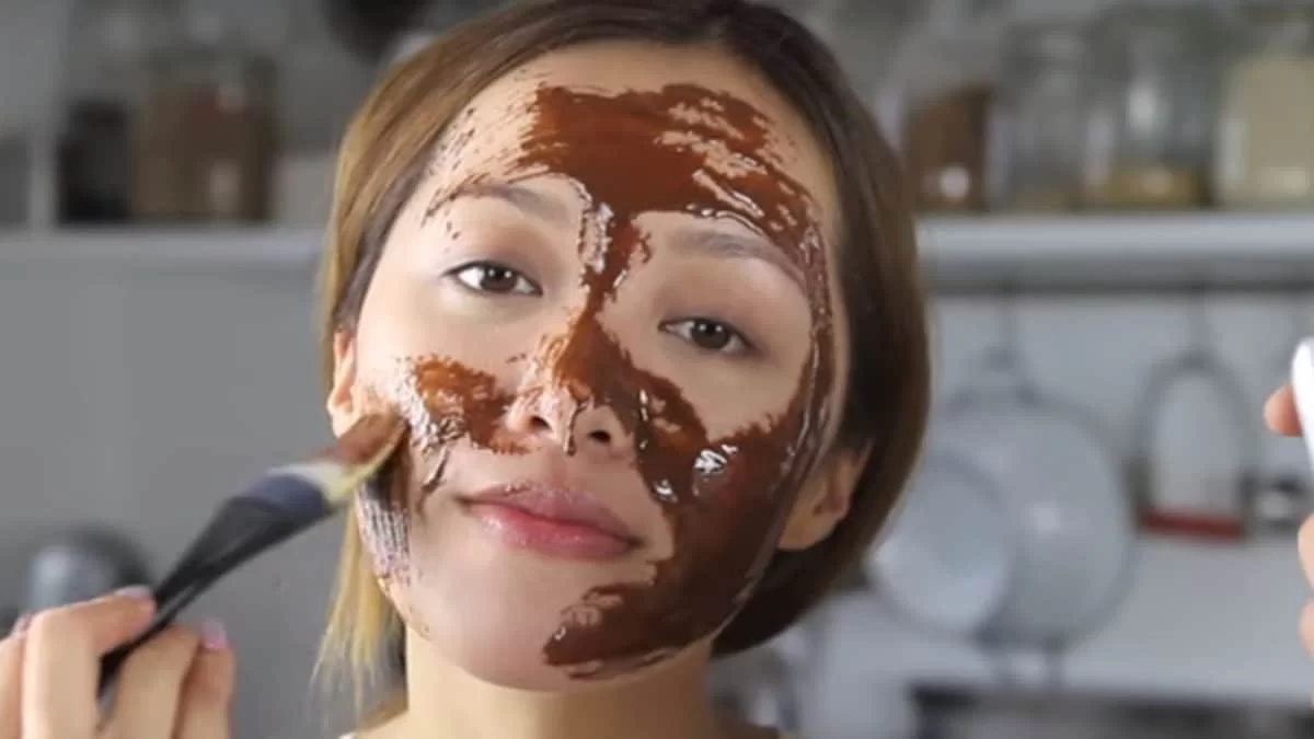 Για να μην ξανά αγοράσεις του εμπορίου: Θαυματουργή μάσκα με κανέλα και μέλι - Έτοιμη σε 2 λεπτά και σούπερ οικονομική