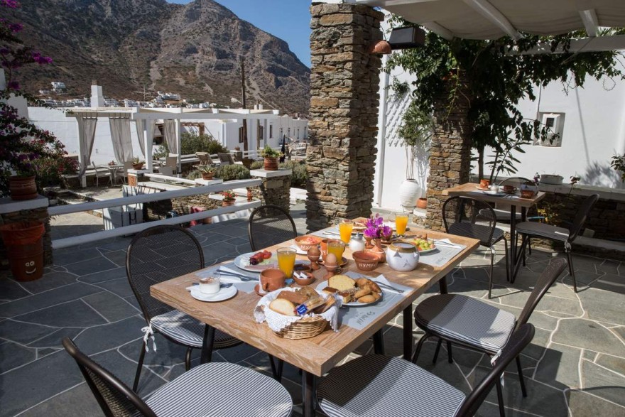 Το ξενοδοχείο Nymfes