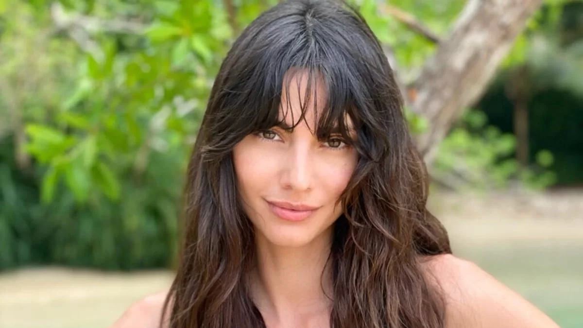 Με μικροσκοπικό μαγιό που ''βγάζει'' μάτι - Η Παπαγεωργίου πιο αποκαλυπτική από ποτέ