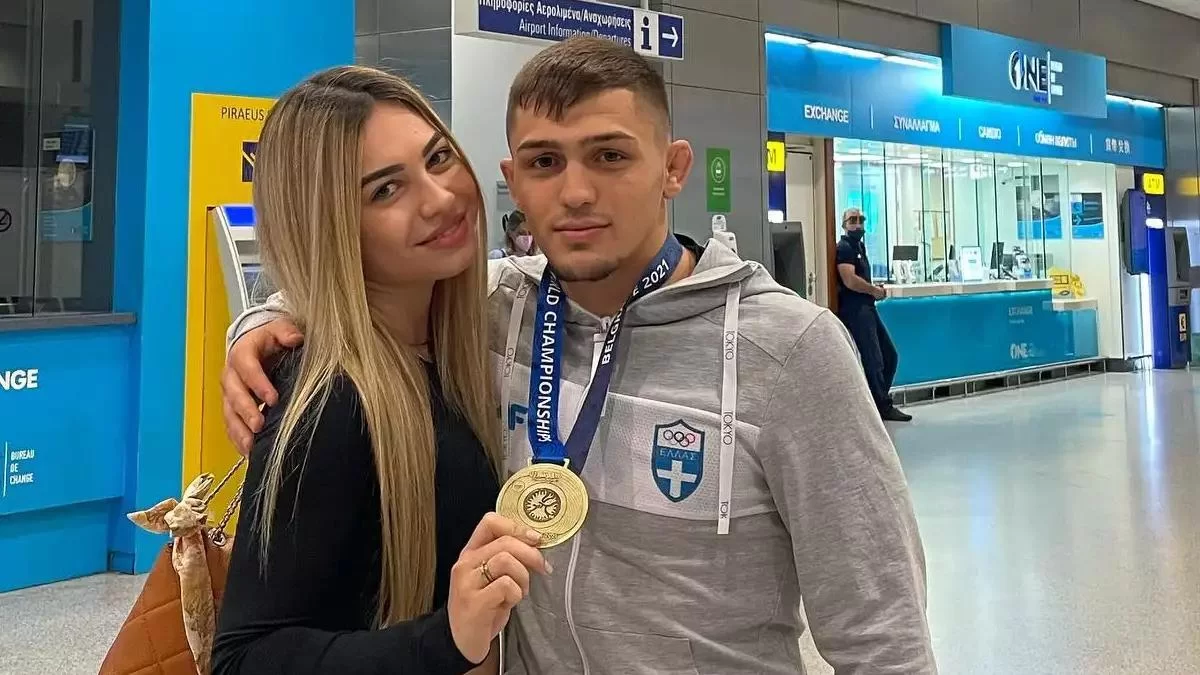 Στιγμές ευτυχίας για τον Γιώργο Πιλίδη και την σύντροφό του μετά το ξέσπασμά του στην εκπομπή «Τι λες τώρα»