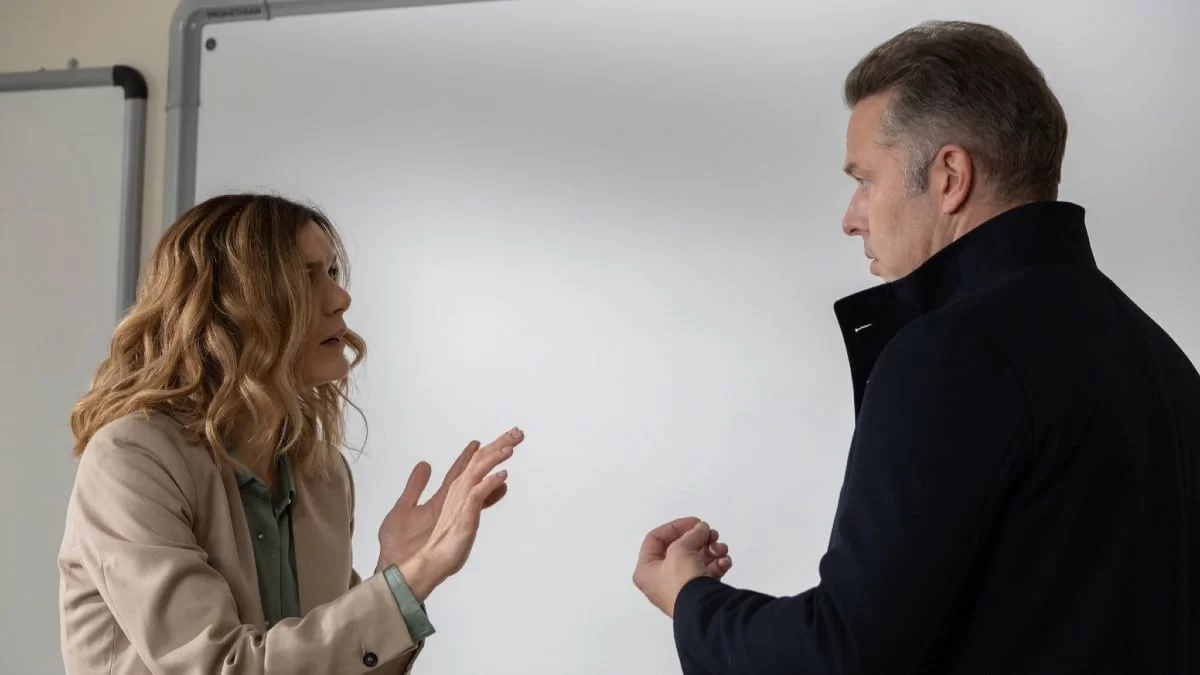 Ψέματα (3/6): Η Έλενα το τραβάει στα άκρα - Ερευνά το θάνατο της συζύγου του Ανδρέα